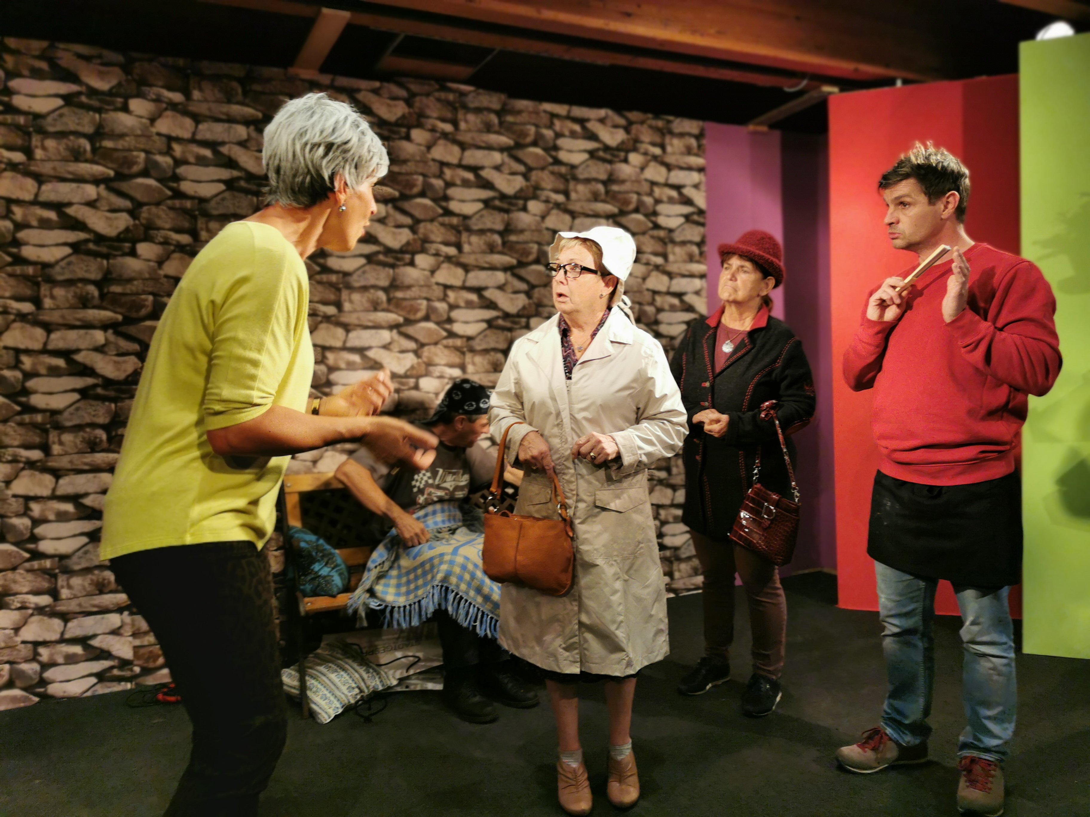 St. Vitalis Szenenbild "Mord am Hauptplatz" der Theatergruppe "Die Vitalisten"